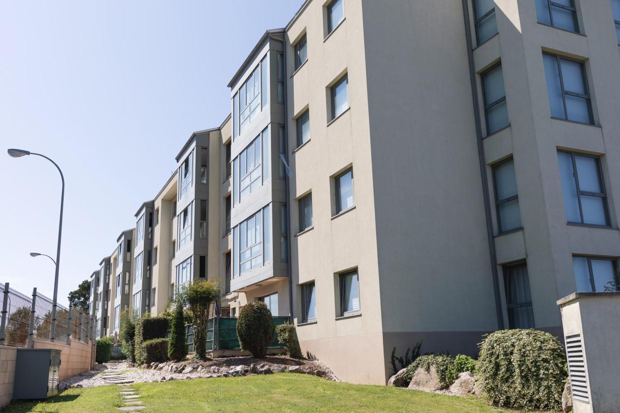 דירות Rianjo Baruhaus Piscina Y Parking Rianxo מראה חיצוני תמונה